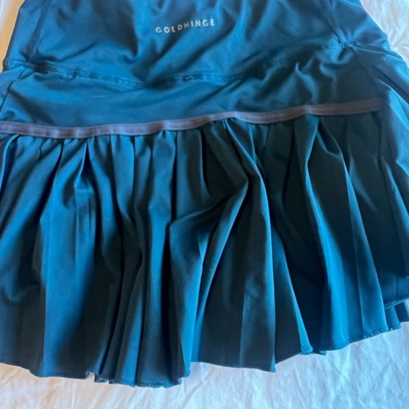 Goldhinge pleated skort size XS - Picture 3 of 5